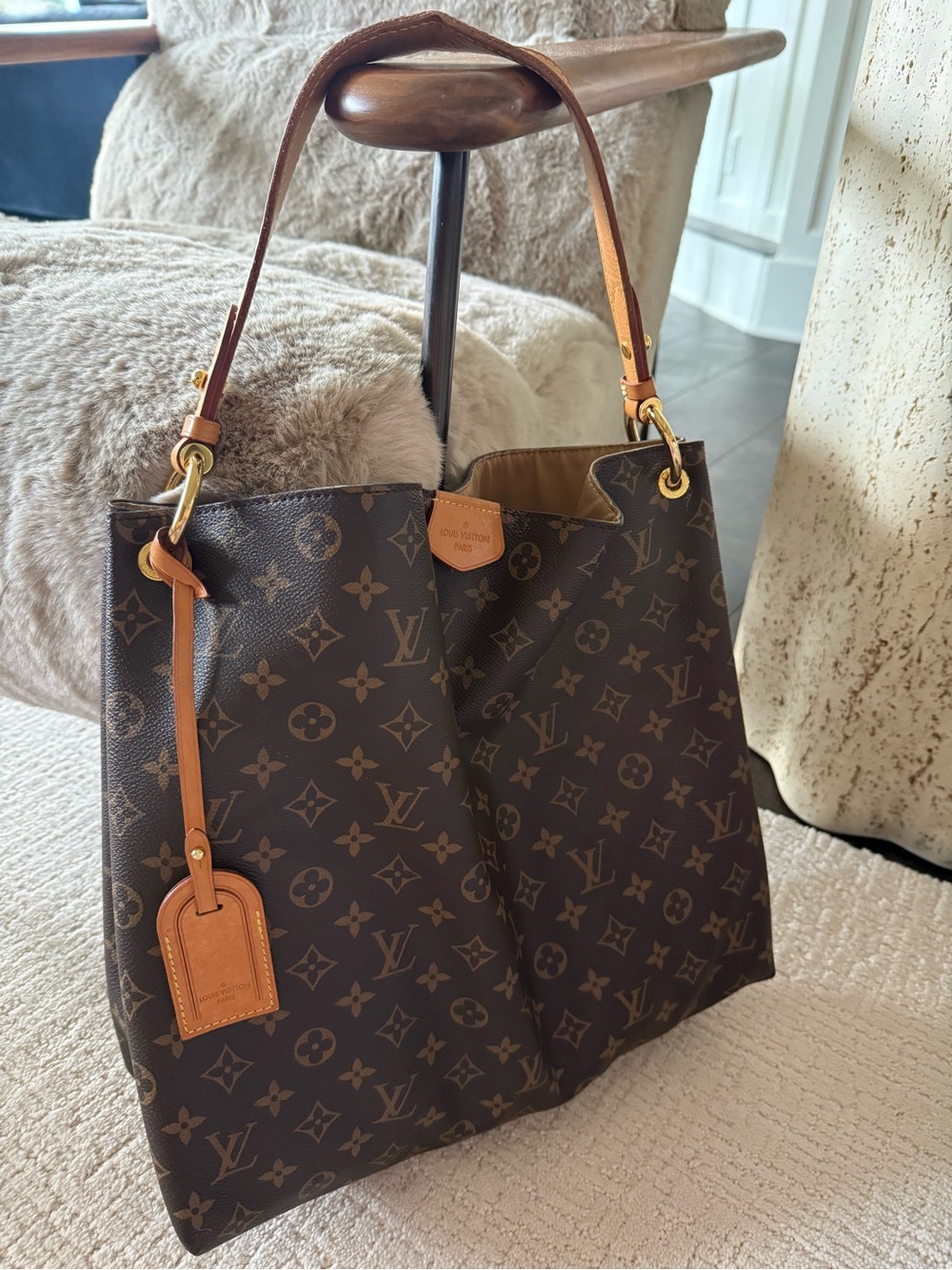 Louis Vuitton Graceful PM Monogram Hobo Shoulder Bag